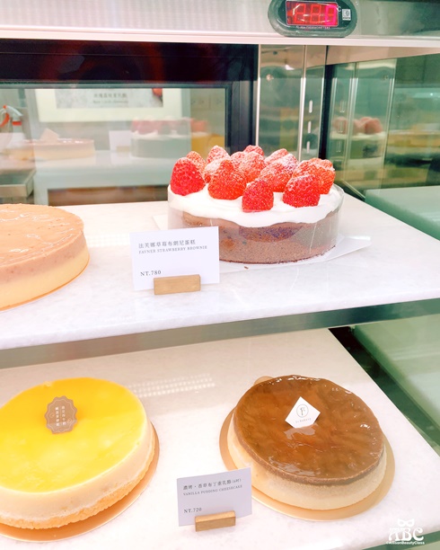 台中甜點美食1%bakery乳酪蛋糕台中黎明草莓季限定