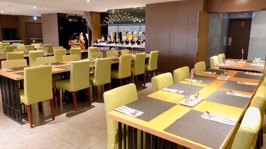 台中住宿推薦愛麗絲國際大飯店有停車位交通方便