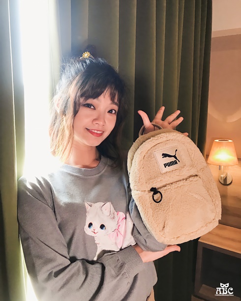 PUMA泰迪絨小後背包蔡依林Jolin代言