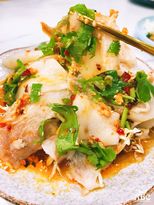 新竹巨城附近平價美食芭芭食堂Baba Kitchen雲南泰式料理
