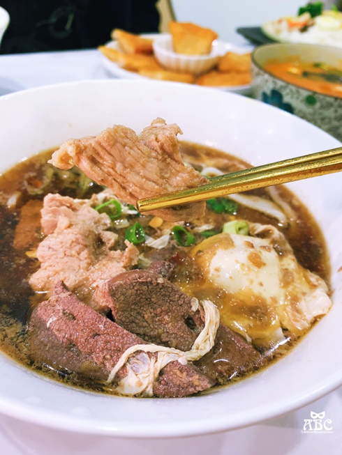 新竹巨城附近平價美食芭芭食堂Baba Kitchen雲南泰式料理
