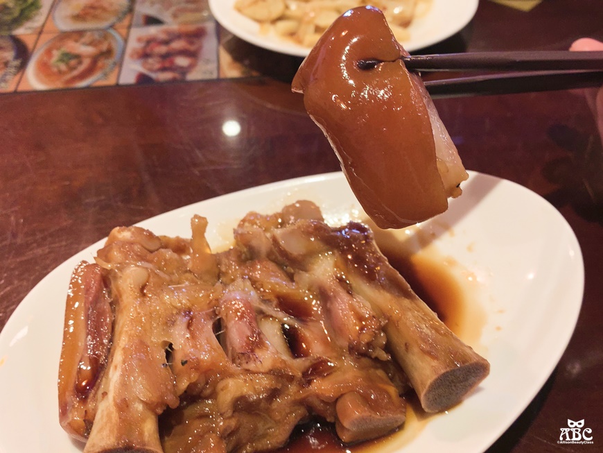 新竹美食推薦珈賀食堂古早味傳統豬腳飯