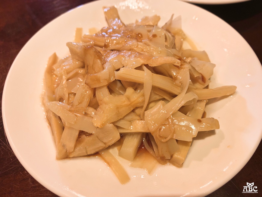 新竹美食推薦珈賀食堂古早味傳統豬腳飯