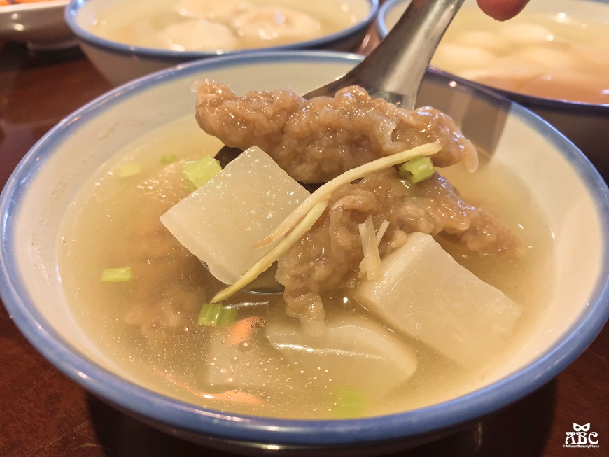 新竹美食推薦珈賀食堂古早味傳統豬腳飯