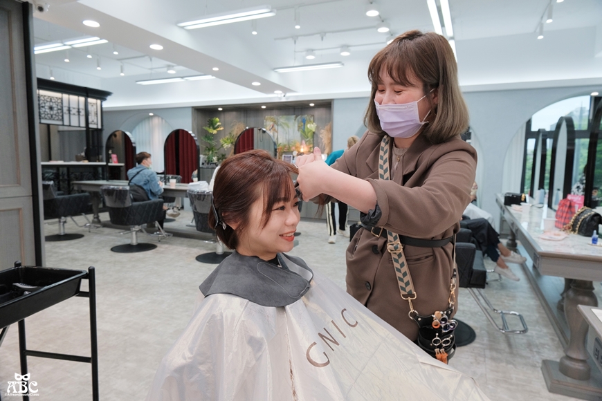 Genic竹北首席店|新竹剪髮染髮評價推薦|設計師Nini