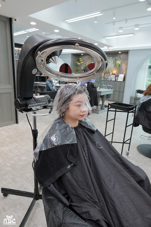 Genic竹北首席店|新竹剪髮染髮評價推薦|設計師Nini