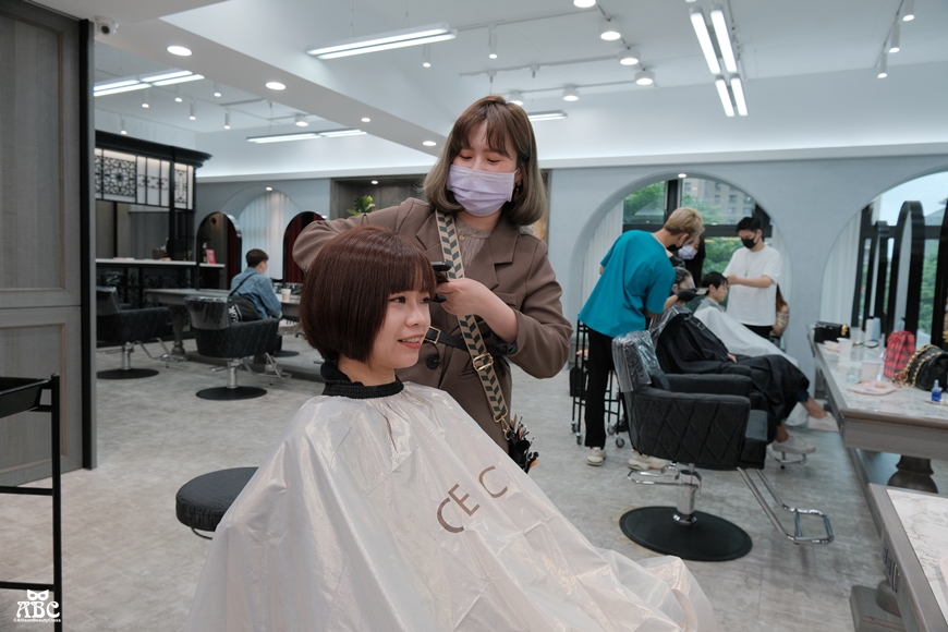 Genic竹北首席店|新竹剪髮染髮評價推薦|設計師Nini