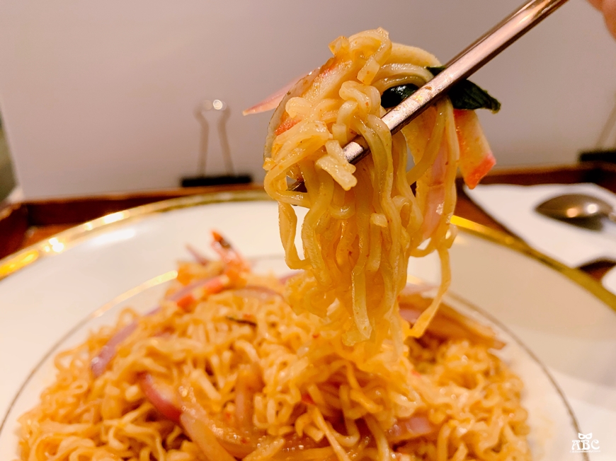 泰貓了Thai Cafe|新竹美食|平價泰式料理|新竹餐廳聚餐