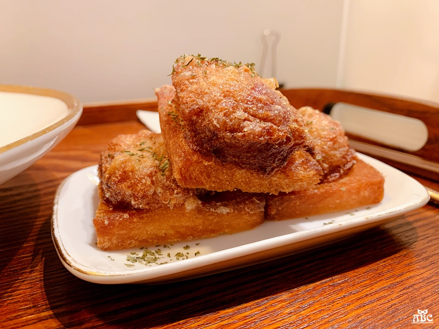 泰貓了Thai Cafe|新竹美食|平價泰式料理|新竹餐廳聚餐