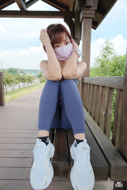 Reebok|ROYAL BRIDGE 4|小白鞋|復古經典鞋款穿搭分享