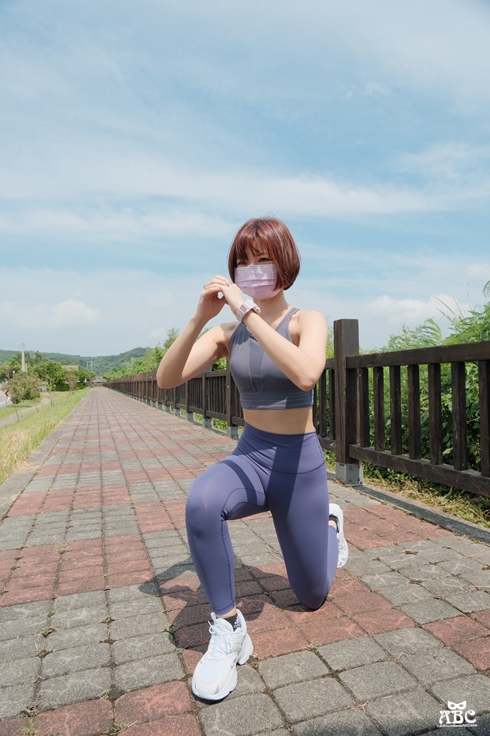 Reebok|ROYAL BRIDGE 4|小白鞋|復古經典鞋款穿搭分享