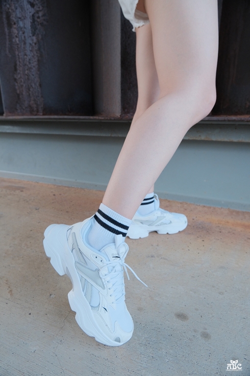 Reebok|ROYAL BRIDGE 4|小白鞋|復古經典鞋款穿搭分享