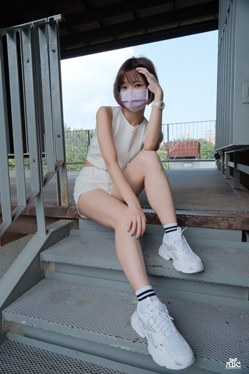 Reebok|ROYAL BRIDGE 4|小白鞋|復古經典鞋款穿搭分享