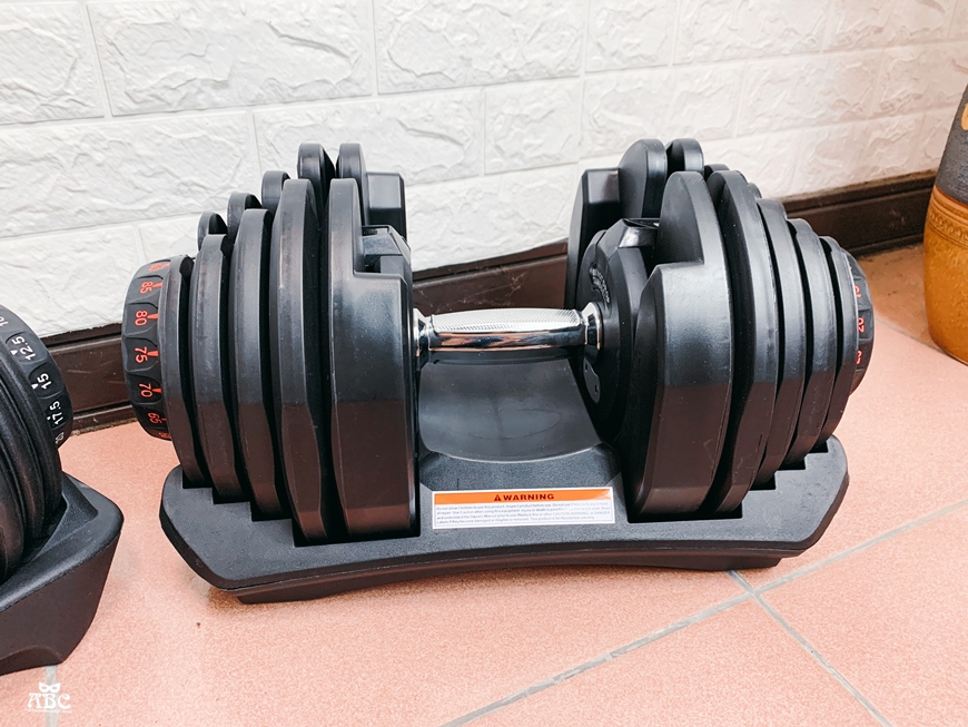 居家健身器材|重訓椅|可調節啞鈴|槓鈴運動訓練|24kg 15段重量可調式啞鈴 / 40kg 17段重量可調式啞鈴