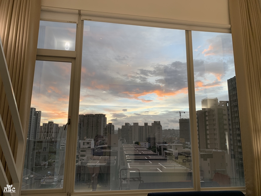 Hotel7福星旅店|台中逢甲住宿推薦|樓中樓雙人房|台中旅遊