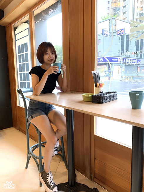 Hotel7福星旅店|台中逢甲住宿推薦|樓中樓雙人房|台中旅遊