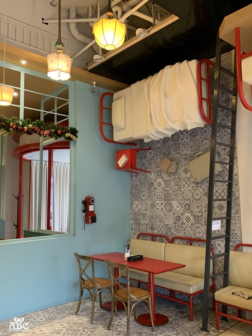 Hotel7福星旅店|台中逢甲住宿推薦|樓中樓雙人房|台中旅遊