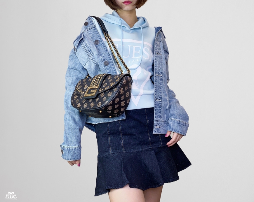 GUESS女裝|帽T穿搭|秋裝冬裝|休閒時尚穿搭分享