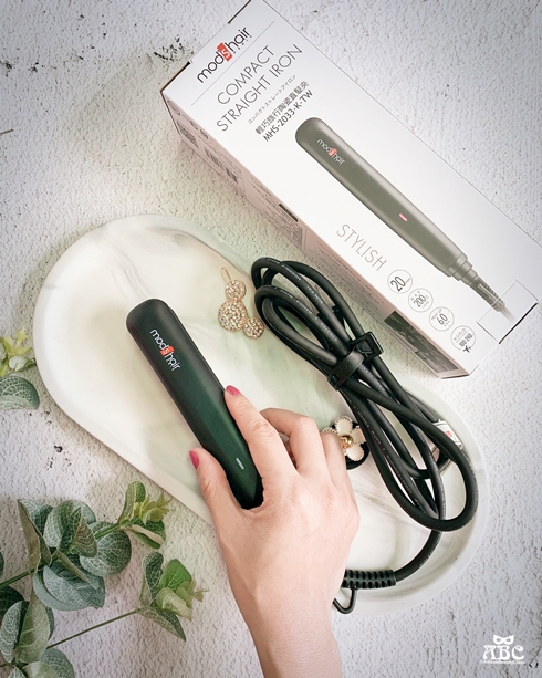 mods hair 輕巧旅行陶瓷直髮夾|髮型教學|直髮夾推薦開箱評價
