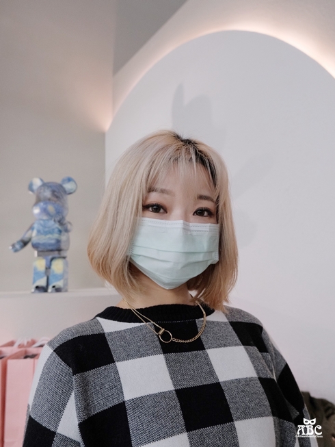 GENIC台中漢克娜娜店|香檳白金髮色|奶茶灰棕|混血髮色|煙燻拿鐵|韓星女團太妍LISA髮色