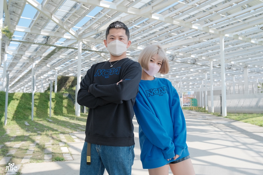 NCAA|NIKE|情侶裝|情侶鞋服|風衣外套|Nike Air Max