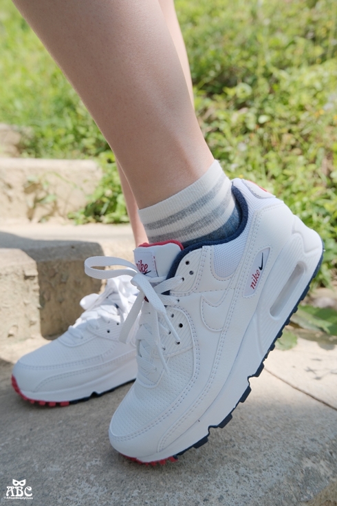 NCAA|NIKE|情侶裝|情侶鞋服|風衣外套|Nike Air Max