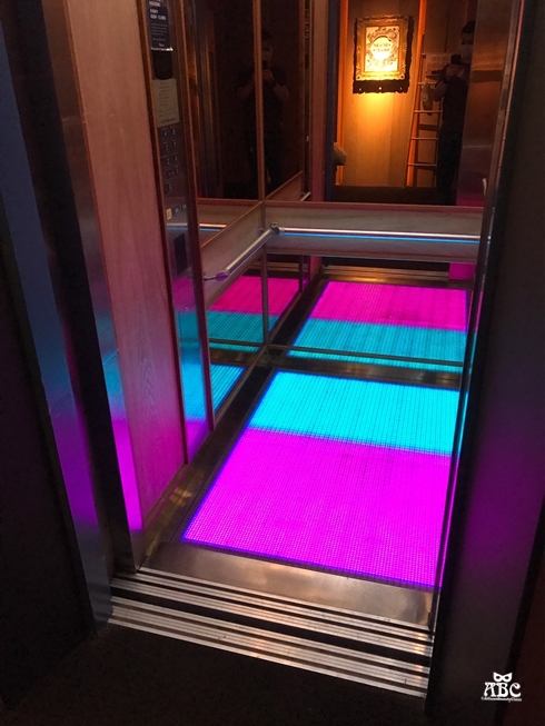 紅點文旅|台中住宿推薦|台中旅遊飯店停車位|溜滑梯|文青旅店|中華路夜市