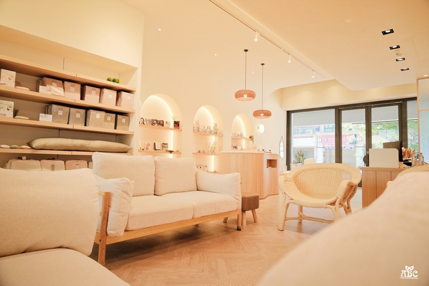 LoveFu|台中體驗店|床墊|枕頭|月眠枕|睡眠困擾|失眠|睡眠品質|床組寢具推薦品牌