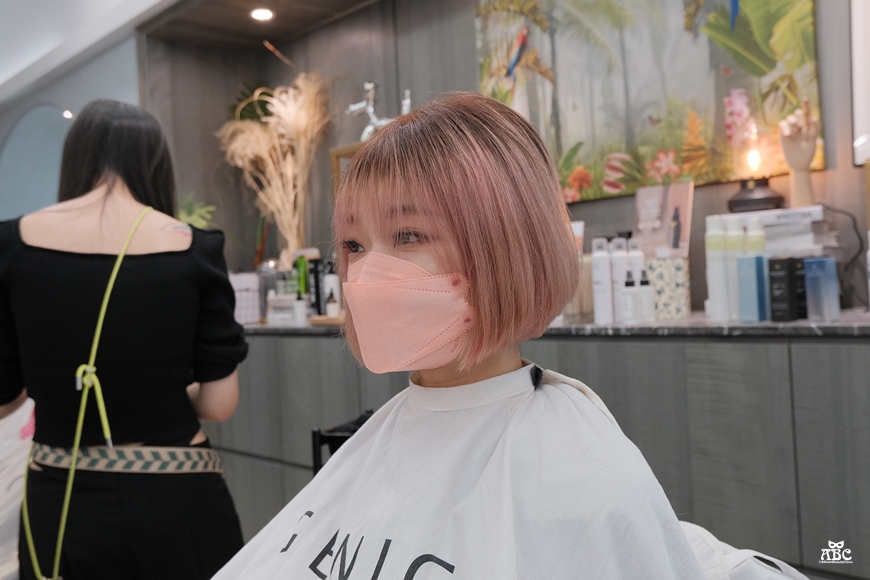 竹北髮廊|GENIC竹北首席店|玫瑰珊瑚|粉紅棕|漂髮|韓國女團髮色