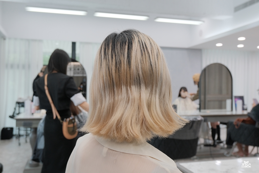 竹北髮廊|GENIC竹北首席店|玫瑰珊瑚|粉紅棕|漂髮|韓國女團髮色