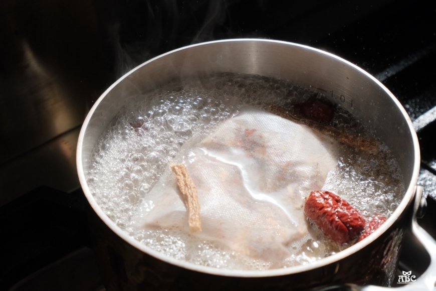 私廚坊燉滷包|養生雞湯|電鍋料理|食譜分享|冷凍即食