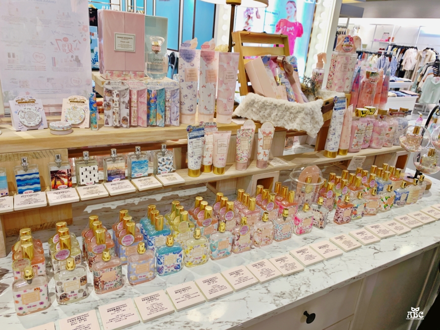 大江國際購物中心|桃園青埔一日遊親子景點|折扣優惠|室內網美景點|桃園美食餐廳