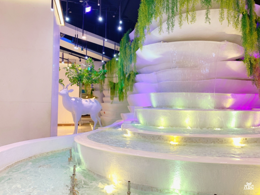 大江國際購物中心|桃園青埔一日遊親子景點|折扣優惠|室內網美景點|桃園美食餐廳