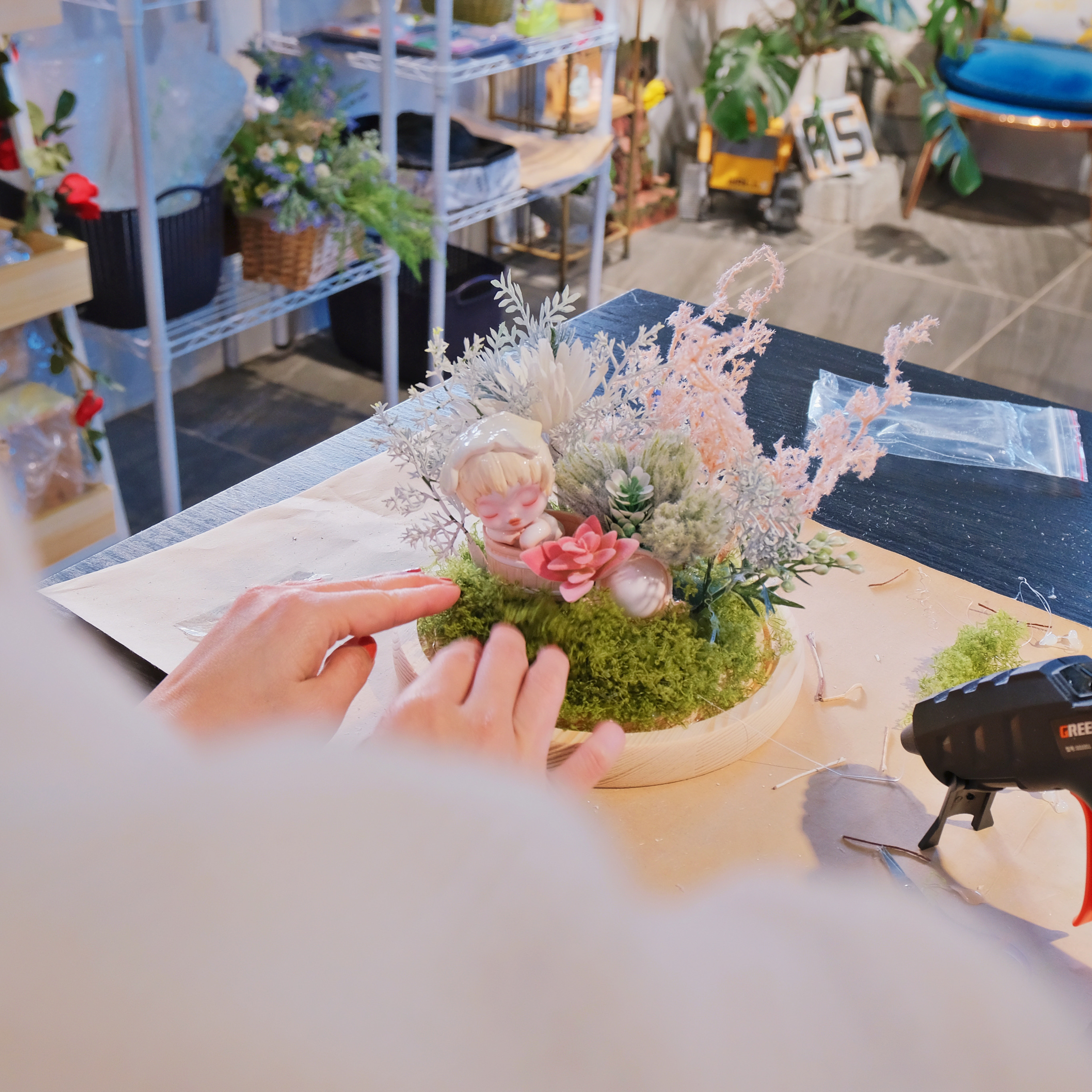 掛畫|裝飾畫|客製化送禮|手作課程畫畫體驗老師|企業內訓|團體活動|飯店手作課程|畫畫課|肌理畫|壓克力畫