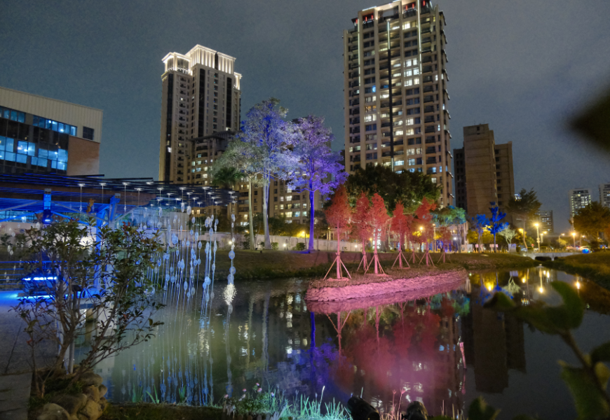 竹北景點|東興圳公園光藝節|點燈時間|交通方式|竹北拍照打卡|竹北約會|春節出遊|連假出遊|國旅