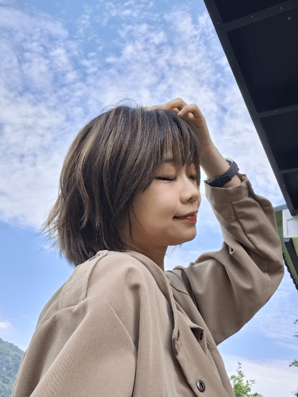 SamsungGalaxyA565G開箱|三星手機開箱實拍|AI修圖自動剪輯|去背|手機P圖|手機自拍VLOG
