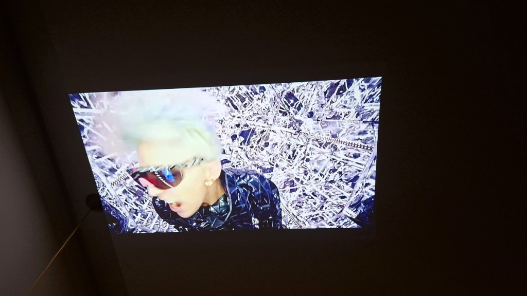 EPSON投影機EF61自由視移動劇院開箱|EPSON評價