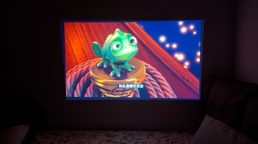 EPSON投影機EF61自由視移動劇院開箱|EPSON評價